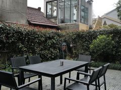 -小草屋轰趴馆别墅派对新场团建家庭聚会