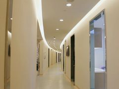 -瑞尔齿科(颐堤港诊所)