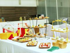 -杭州中升之星奔驰4S店(滨江店)