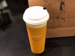 -喜茶(上海打浦桥日月光gelato lab+店)