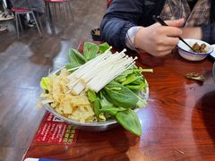 -皖北学东地锅鸡(之心城店)