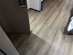-雅宜酒店(广州黄埔大沙东地铁站店)