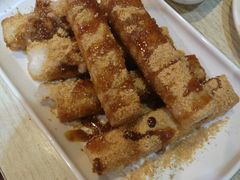 -爆炸头阿姨小四川正宗川味小吃(无任何分店)