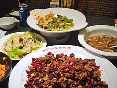 -茅庐川菜(威高广场店)