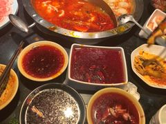 -辣莊重庆老火锅(威海高铁站韩乐坊店)