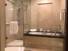 -广州富力丽思卡尔顿酒店