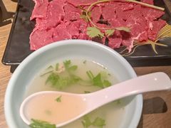 -肖四女乐山跷脚牛肉(滨江天街店)