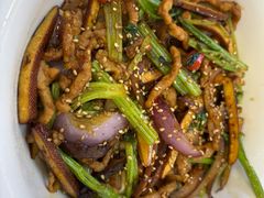 -银泰百货(舟山临城店)