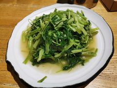 -吴越荣记苏州菜·松鼠桂鱼100%活鱼现做(斜塘老街店)