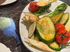 -LESCEDARS Brasserie Bistro香柏树