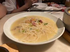 -港丽餐厅(高德置地店)