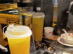 -憨孃孃·重庆老火锅(红山黑金店)