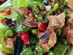 青椒鸡-十一街苍蝇馆子转经消江湖菜(九眼桥十一街店)