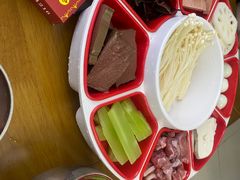 -苗家恒灵酸汤鱼-跳水牛肉连锁店(凯里总店)