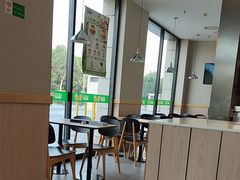 -德克士(宝龙天地店)