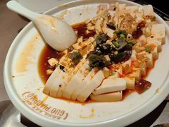 -锅飘飘·东北铁锅炖(雨花客厅店)