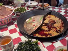 -赵美丽重庆火锅(西安直营总店)