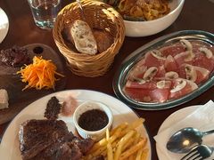 -羽深肉铺 Steak & Wine