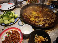 -沸炉重庆老火锅(军事博物馆店)