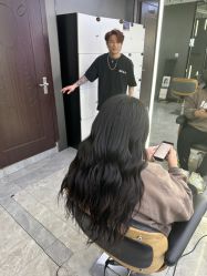 -藤野造型烫发染发