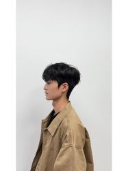 -一家只做男发烫染的店