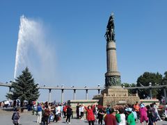 -人民防洪胜利纪念塔