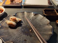 -铭牛烧肉·和牛海鲜自助(高新月牙湖店)