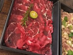 -花菇朵·云山雀 ll 野生菌锅·野果酸汤·精品滇菜(万柳店)