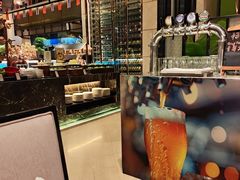 -广州万富希尔顿酒店·感趣自助餐厅·金秋蟹宴生蚝海鲜刺身