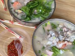 -珍记海鲜粥·海鲜粉