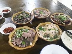 -小杨翘脚牛肉
