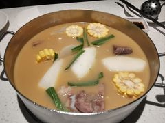 -肥仔文澳门猪骨煲(南京西路店)