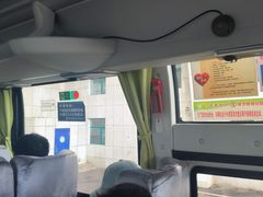 -凯旋公路客运站