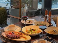 -MONICH牛排融合餐厅(和义大道购物中心店)