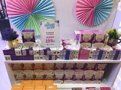 -新华书店(沙坪坝书城店)