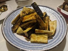 果仁脆皮茄子-后海16号·北京私房菜