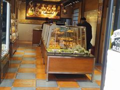 面包甜点陈列柜-苹果花园(龙漕路店)