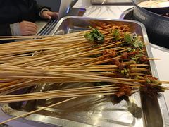-钢管厂五区小郡肝串串香(蜀都万达店)