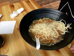 -牛吃草牛肉面(甬港南路店)
