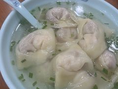 -潘国仙耳光馄饨(黄家阙路店)