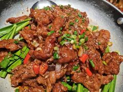 小炒黄牛肉-黄泥岗·地道湖北菜(奥特莱斯店)