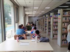 -石景山区图书馆(八角南路)