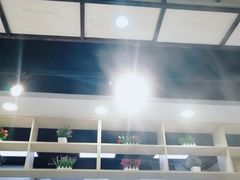 -百品聚旋转火锅(万德庄店)