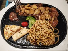 -豪客来牛排(府河店)