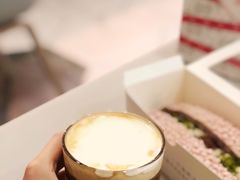 热橙橙-CAFE'IN精品咖啡体验空间(小寨店)
