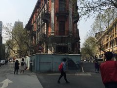 -黎黄陂路街头博物馆