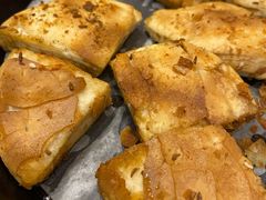 料理烤特色火烧-老东镇啤酒屋海鲜加工·蒸汽海鲜·海鲜烧烤(台东店)