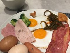 -顺德联塑万怡酒店·万荟轩自助餐厅