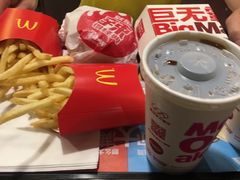 -麦当劳(虹梅路地铁站店)