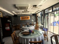 -明月食府(二区干二路店)